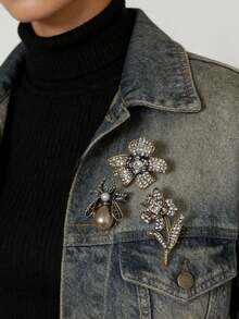Elegante y lujoso set de broches de flor y insecto de diseño de alta gama con combinación de aleación y cristales de rhinestone para mujeres - Broche de flores e insectos - Ver 1