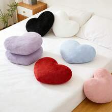 This Soft Pink Heart-Shaped Faux Plush Pillow Comes In Seven Colors To Choose From And Is Perfect For Both Indoor And Outdoor Decor.It Is Made Of Machine Washable Polyester Fiber And Is An Ideal Valentine's Day Gift For Women, With A Fluffy Texture. - 粉紅色 - 查看 9