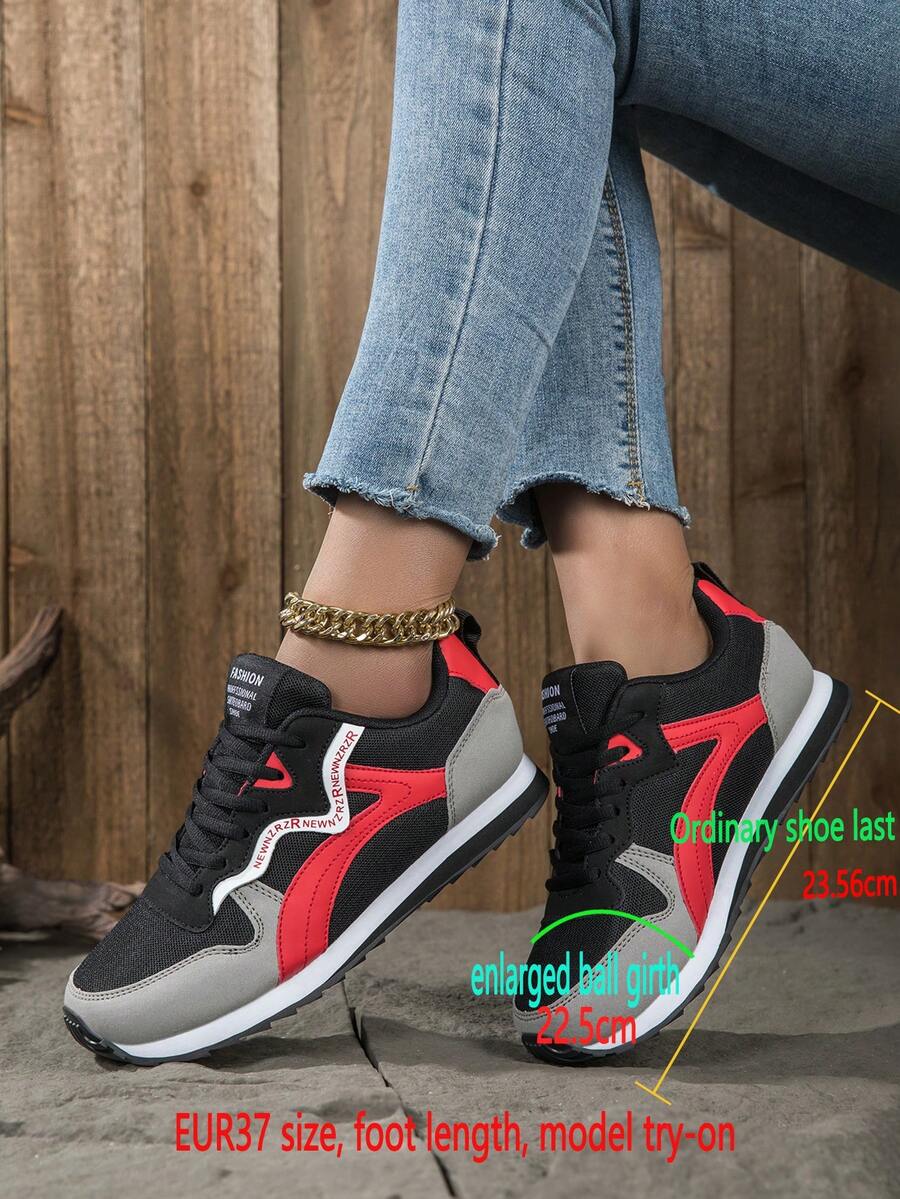 女士宽楦运动鞋,透气舒适,时尚百搭,是女士休闲运动鞋的理想之选。轻便防滑,减震性能优异,这款女士跑步鞋/运动鞋/宽楦鞋为您的双脚提供舒适的空间,适合各种脚型,男女皆宜的休闲运动鞋。 - 彩色 - 查看 1