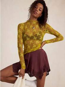 Women's Sheer Lace Mesh Top, Fashionable Slim Fit Long Sleeve Faux Collar Floral Blouse, Casual Outing T-Shirt - 芥末 - 查看 1