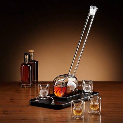 Connoisseur Creations Glass Golf Club Decanter And Four Ball Themed Glasses Set
