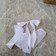 1pc White Satin Ribbon Bow Chair Ribbon, Pure White Decorative Ribbon Wedding Aisle Decorative Pendant, Event Party Wedding Chair Decoration, White Satin Elegant Ribbon Bench Bow With Long Tail, Wedding Banquet Chair Back Flower Bow Silk Scarf, Used For Bridal Shower, Reception, Wedding Ceremony, With Long Tail - 彩色 - 查看 5