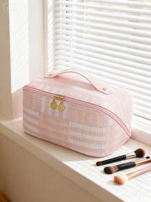 1 PC Pink Striped And Plaid Patchwork High-End Make Up Bag,Fashionable And Casual Large Capacity Portable Zipper Makeup Bags,Travel And Vacation Essentials Cosmetic Bags For Sanitary Napkins,Pouch Pads,Wired Earphones,Headphones - 淺粉色 - 查看 1