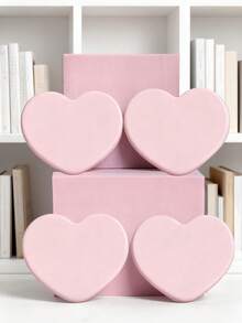 单面心形口袋镜，多种颜色可选，心形设计俘获女性芳心，适用于浴室、补妆，是圣诞节、婚礼、情人节、母亲节等节日送礼的理想之选，表达爱意。