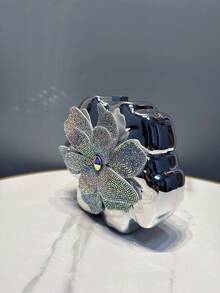 1pc SHENGDAYU Luxury Silver Rhinestone Shiny Women's Handbag, Exquisite Acrylic Cosmetic Clutch Bag, Elegant Floral Evening Bag Suitable For Weddings, Parties, Formal Occasions, Women's Gift Party Bag, Perfect For Parties, Weddings, Christmas, Halloween Galas, Formal Events/Celebrations, An Essential For Wedding Occasions, Perfectly Matches Graduation Dresses, Prom Dresses, And Is The Perfect Accessory For Formal Events. - Silver - View 5