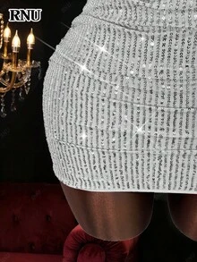 RNU Robe moulante mini élégante à col en V, manches lanternes, patchwork de satin et sequins gris et argent, avec nœud torsadé sur le devant. Convient pour les rendez-vous, les boîtes de nuit, les rues, la Saint-Valentin, les anniversaires, les carnavals, les fêtes, le Nouvel An, le printemps/été, les invités de mariage/fêtes de vacances - Argent - Voir 4