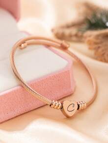 1 Vòng tay chữ cái đầu hình trái tim cho bé gái Vòng tay chữ cái đầu hình trái tim có thể điều chỉnh cho bé gái Vòng tay trang sức hình trái tim có thể điều chỉnh cho bé gái (Lưu ý: Do các lô sản xuất khác nhau, có thể có một số khác biệt về màu sắc) - Nhiều màu - Xem 29