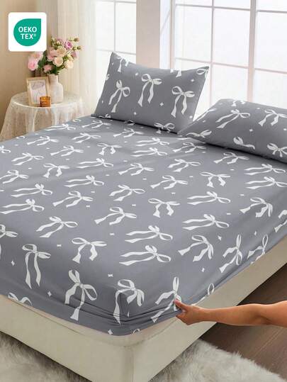 1 pieza Sábana bajera, Ropa de cama, Sábana ajustable, Protector de colchón, Protector de colchón suave y cómodo, Sábana ajustable para regalo del Día de San Valentín, Sábana con estampado de lazo de dibujos animados, Juego de ropa de cama con patrón de lazo gris, Decoración del hogar