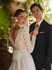 Luxe Wide Strap Square Neck Long Lace Sleeve Satin Ballgown Wedding Dress With Train, Wedding Dresses For Bride, Elegant And Comfortable, Includes Plus Sizes, Bridal Gown, Formal Dresses For Women, Suitable For Wedding, Party, Vacation, Bride, Formal Occasions, Dinner Dress, Prom Dress, After-Party Dress, Homecoming Dress, Cocktail Party, Birthday Party, Celebration, Gala, Festival, Ceremony, White - trắng - Xem 2
