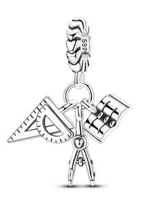 镀银吊坠 红桃Q和黑桃K 银兔鱼骨图尺子书指南针3合1 小老虎金蝴蝶高跟鞋 小红帽十字架 爱心 母女共舞系列串珠吊坠 适配原创手链串珠项链 DIY女式首饰 - 彩色 - 查看 13