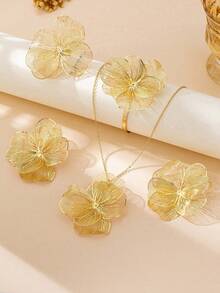 Vintage Metallic Gold Textured Floral Pendant Earrings | Hypoallergenic & Lightweight Design | Perfect For Daily Wear, Parties, Holidays, And Special Occasions | Timeless Elegance For Women | Thoughtful Gift For Loved Ones - 黃金-4 - 查看 7