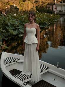 Elegant Sexy Strapless Corset Pleat A Line Tulle Wedding Dress,Registry Office Dresses Bridal Gown,Evening Party Dress Birthday Party Dress Country Wedding,Romantic Church Ceremony Wedding Dress,Suitable For Wedding,Dating,Party,Singles' Party,Vacation,Formal Occasions,Dinner Dress,Prom Dress,Homecoming Dess,Cocktail Party,Wedding Guest Dress,Graduation - 白色 - 查看 4