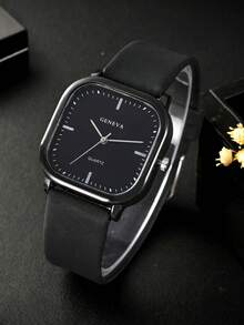 Chance 这款时尚百搭的男女情侣手表共有两枚，采用圆形表盘和石英机芯，是情侣佩戴的理想之选。 - 黑色 - 查看 3