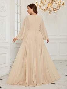 SUPGIR [Random Print] Plus Women's Long Sleeve Sweetheart Neckline Slim-Fitting Ruched Chiffon Evening Dress