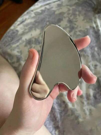 Tabla Gua Sha con forma de corazón de acero inoxidable para mujer - Tabla Gua Sha facial, herramienta de masaje corporal Gua Sha, herramienta de masaje para el cuidado de la piel de acero inoxidable, material de acero inoxidable suave y de alta calidad, promueve la circulación sanguínea, mejora el brillo de la piel, ideal para el Día de San Valentín y el Día de la Madre, perfecto para entusiastas de la belleza, cuidado facial, cuidado de la piel, herramienta de masaje facial, cepillo de limpieza, regalo de San Valentín, regalo de boda