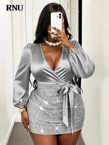 RNU Robe moulante mini élégante à col en V, manches lanternes, patchwork de satin et sequins gris et argent, avec nœud torsadé sur le devant. Convient pour les rendez-vous, les boîtes de nuit, les rues, la Saint-Valentin, les anniversaires, les carnavals, les fêtes, le Nouvel An, le printemps/été, les invités de mariage/fêtes de vacances - Argent - Voir 2