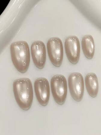 10 st mandelfärgade handgjorda press-on-naglar för fest och vardagsbruk, champagnefärgade naglar, flashiga glaspärlor som jagar kattögonfärgade naglar, täta kattögon, lätta att bära. 10 st Y2K-handgjorda press-on-naglar, lämpliga för tjejer och kvinnor, festivaler, fester och vardagsbruk.