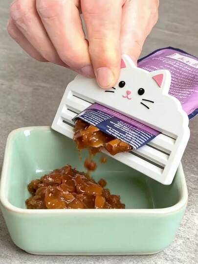 Kattmatpress, utformad för kattägare som värdesätter ren utfodring och enkel användning. Denna press är lämplig för olika matpåsar, lätt att rengöra och bibehåller hygienen.