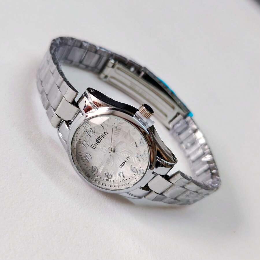Small, Delicate, Minimalist Women's Watch With A Mini Dial, Classic And Elegant Women's Fashion Quartz Watch. - 銀色 - 查看 1