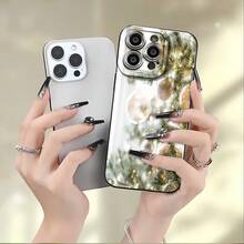 Árbol de Navidad con adornos dorados y luces brillantes. Elemento de diseño de funda para teléfono,  ideal como regalo para cumpleaños, para mamá, familiares, amigos, novio o novia.  iPhon - Negro - Ver 3