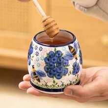 ZOOBEE Ceramic Honey Pots With Dipper And Lid Farmhouse Style10oz Honey Jar With Dipper Handpainted Honey Jars With Bees Easily Wash-Deep Love - 藍莓微風 - 查看 2