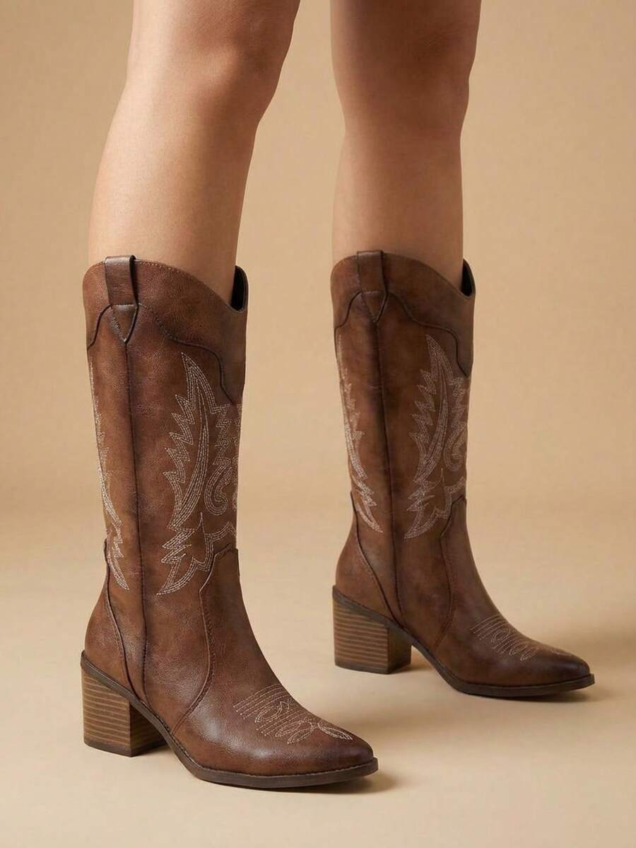 Women Ankle Boots & Booties - 棕色 - 查看 1