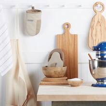 KitchenAid - Juego de Manoplas Antideslizantes de Dos Tonos para Horno licuado/Beige 5.5 x 8 Pulgadas 2 Piezas - licuadoBeige - Ver 2