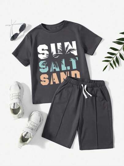 Young Boy Summer Casual Letter & Coconut Tree Print Short Sleeve T-Shirt And Shorts Set