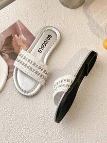 1 Pair Girls' Woven Rhinestone PU Leather Non-Slip Open Toe Flat Sandals, Suitable For Birthday Parties, Children's Dances, And Weekend Family Outings - White - View 5