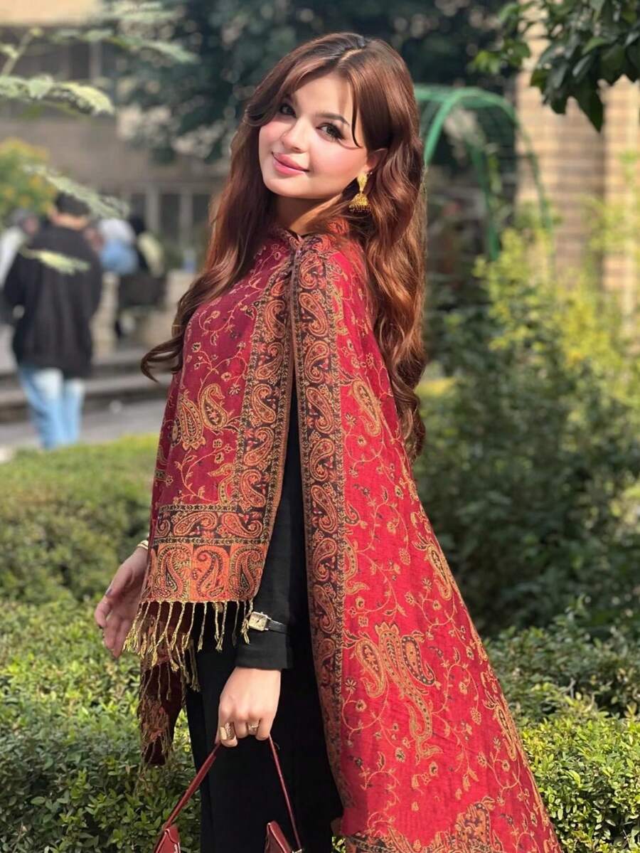 1pc Women's Paisley Pattern Multicolor Vintage Jacquard Pashmina Scarf With Tassels, Windproof, Suitable For Daily Wear, Travel, Photography And Other Occasions