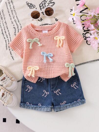 2件套女婴糖果色3D蝴蝶结镂空针织短袖T恤上衣和蝴蝶结刺绣袖口松紧腰牛仔短裤套装