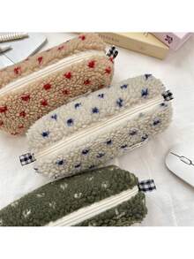 1个毛绒心形铅笔盒，大容量文具袋，学生专用，柔软收纳袋