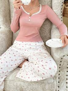 女士蕾丝花边皇冠印花长袖睡衣套装，适合春、夏、秋季穿着 - 粉色 - 查看 2