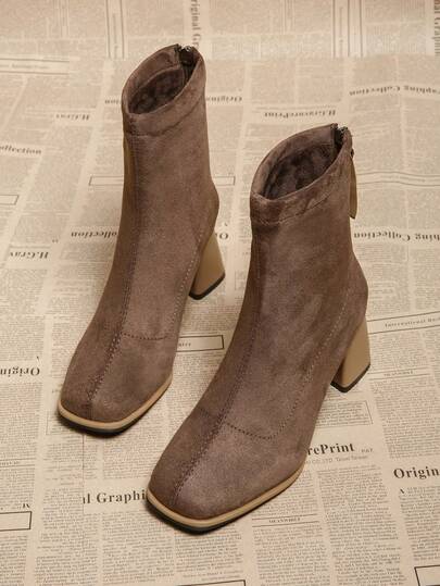 2025新款春秋女式短靴，高跟踝靴，秋冬款，适合娇小身材女性，优雅时尚