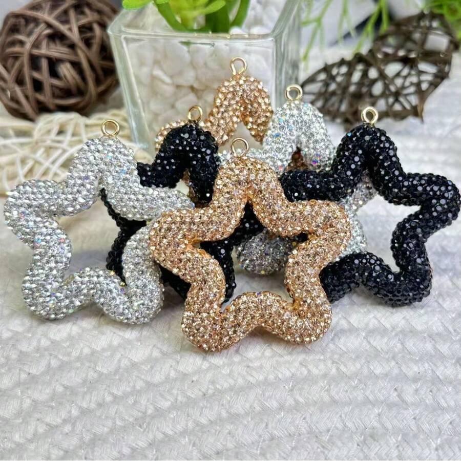 Hollow Flower Fashion Pendant Keychain, Rhinestone-Studded DIY Handmade Exquisite Clay Ornament, Car Accessory, Perfect Gift, Birthday Gift, Ideal Gift, Surprise Gift, Holiday Gift, Seasonal Gift, Gift - Multicolor - View 1