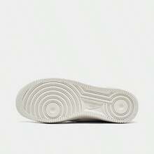 Nike Air Force 1 Low '07 Women's IB3881-001 | Classic, Comfortable - 米色 - 查看 6