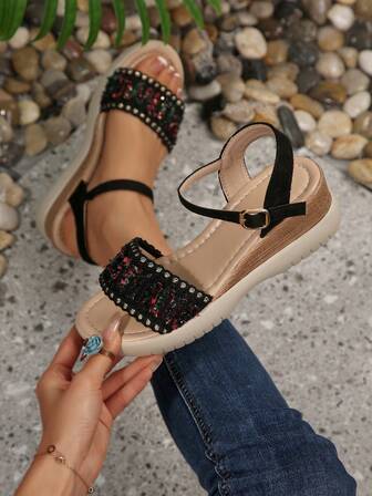 1双女士绑带厚底凉鞋，时尚新款百搭休闲沙滩罗马鞋，大码，纯色，沙滩，家居