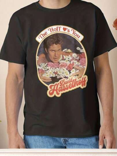 T-shirt graphique David Hasselhoff - Un t-shirt noir, doux et confortable avec des designs de pizza et de cœur, idéal pour les fans de Baywatch et Knight Rider. Élégant pour les hommes et les femmes, il fait un excellent cadeau et un article de collection.
