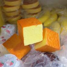 1个2026新款湿软厚吐司慢回弹玩具 - 逼真牛奶浸泡面包块，慢回弹减压玩具，诱人ASMR，适合感官游戏 - 完美礼物 - 生日礼物 - 男孩礼物 - 女孩礼物 - 复活节礼物 - 情人节礼物 - 彩色 - 查看 7