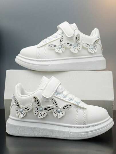 儿童时尚可爱运动鞋、平底鞋、婴幼儿鞋、优雅小白鞋、蝴蝶装饰、柔软舒适