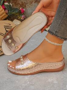 Pink Crocodile Pattern