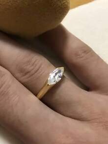 1枚优雅立方氧化锆戒指，女士情人节礼物，适合婚礼、订婚、周年纪念、派对和其他场合 - 金黃色 - 查看 5