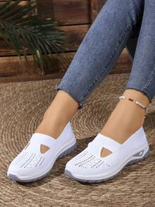 Plus Size Women's Breathable Mesh Slip-On Casual Shoes, Lightweight Soft Sole Comfortable Walking Shoes For Daily Wear, Summer - White - View 5