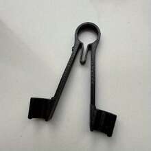 1pc Single-Handed Multimeter Clip, Practical Multimeter Probe Holder, Single-Handed Auxiliary Tool, Can Firmly Fix Multimeter Pointer, Used For Adjusting Devices/Recording Data, Universal For Common Probes, Circuit Repair Parts, Component Test Leads