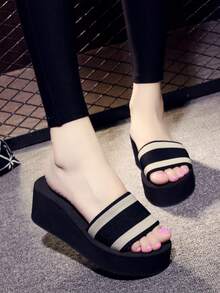 Women's New Wedge Thick Bottom Sandals, Striped Fashion High Heel Flip Flops, Casual Versatile Outdoor Wear Increased Height One-Strap Slippers For Spring, Summer, Autumn, Beach, Resort, Pair With Dresses, Black, Brown, Khaki Open Toe, Breathable Soft Comfortable Non-Slip Anti-Odor Indoor Shower Slippers, Flat Sandals - Khaki - View 1