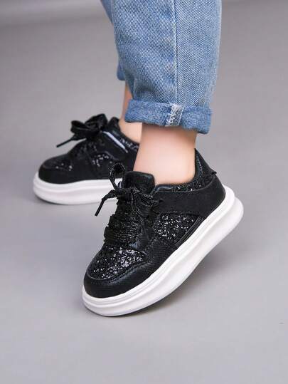 2026春秋新款儿童运动鞋，男女通用，休闲鞋，韩版亮片板鞋，软底校园童鞋，四季皆宜