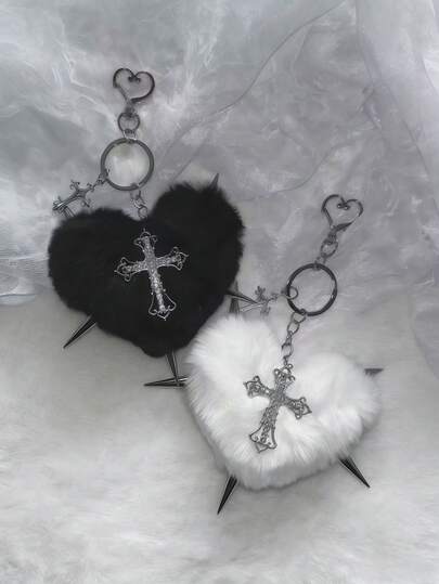 朋克风豹纹铆钉十字架钥匙扣，朋克摇滚心形包包钥匙扣装饰配件，哥特风格