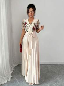 女士优雅花卉刺绣褶裥拼接度假连衣裙，夏季 - 彩色 - 查看 5