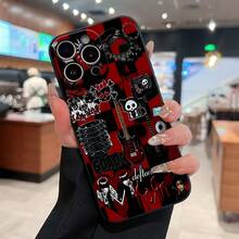 Collage de estilo emo: calaveras, guitarras y música. Esta elegante funda es compatible con los modelos  17, 16, 15, 14 Pro Max, 13, 12, 11, XR y XS Plus. Fabricada en silicona de vidrio, ofrece protección contra golpes y caídas, además de una sensación superior. Es un regalo ideal para familiares, amigos y seres queridos, y una opción perfecta para Año Nuevo. - Negro - Ver 1