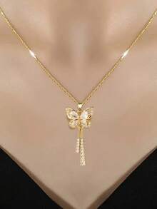 SHEIN MOD 1 件不锈钢心形项链，不褪色铜质全铺镶水钻女士项链，可打开四叶花百搭颈链，情侣礼物珠宝 - 項鍊 - 查看 9